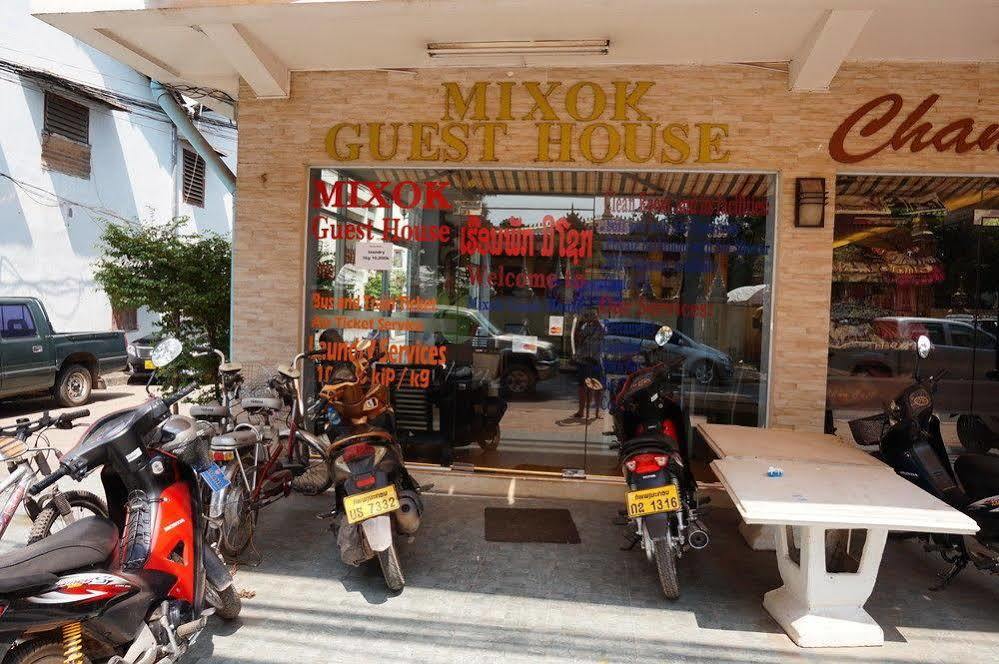 Mixok Inn Ban Nongdouang Exterior photo